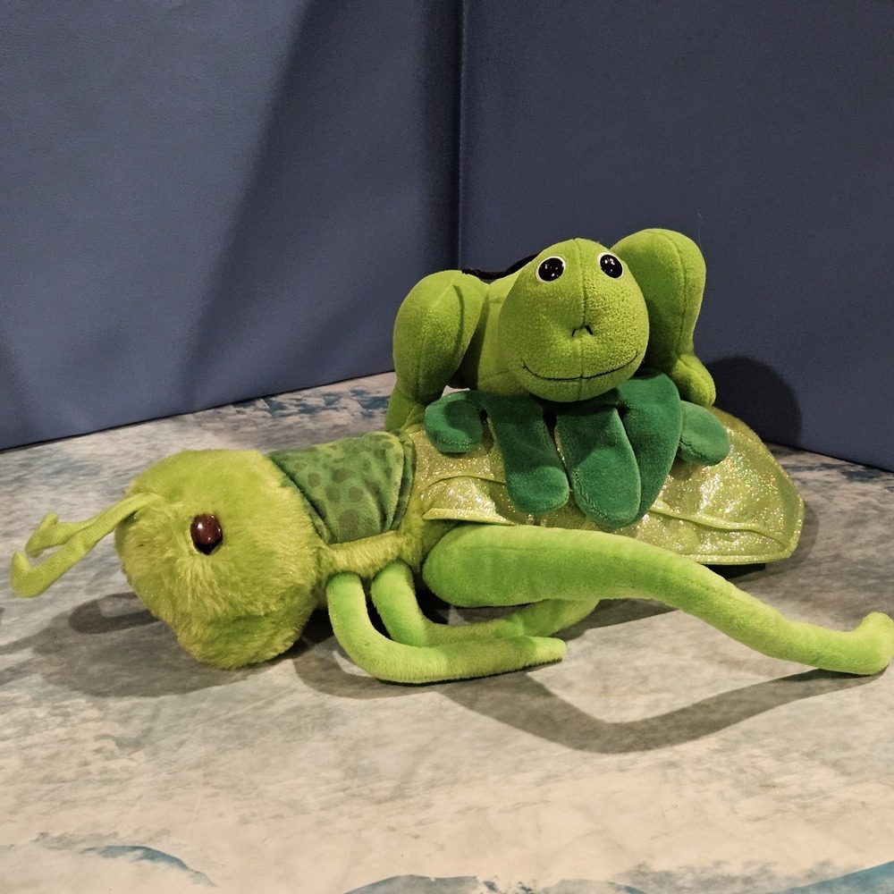 Petting Zoo Dragonfly Plush & Green Bug‎ Finger Puppet Bundle Stuffed Animal Lot